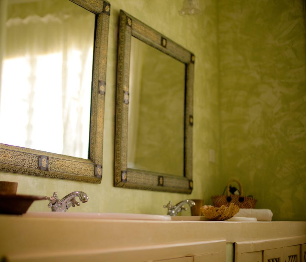 Villa Cesy Boutique Hotel Malindi Exteriör bild